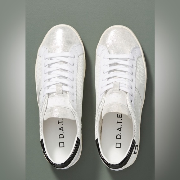 D.A.T.E. Black + White Leather Sneakers - Picture 1 of 8